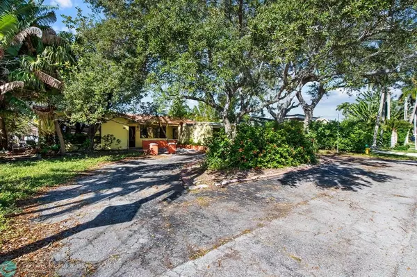 Wilton Manors, FL 33305,2333 NE 19th Ave