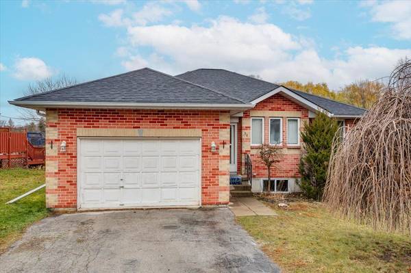 96 Riverglen DR, Georgina, ON L4P 2R1