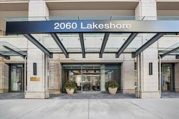 Burlington, ON L7R 0G2,2060 Lakeshore RD #1201