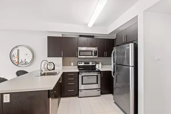 Lower Town - Sandy Hill, ON K1N 0B6,195 Besserer ST #1705