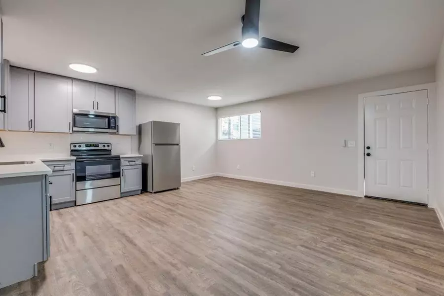 5909 Gaston Avenue #106, Dallas, TX 75214