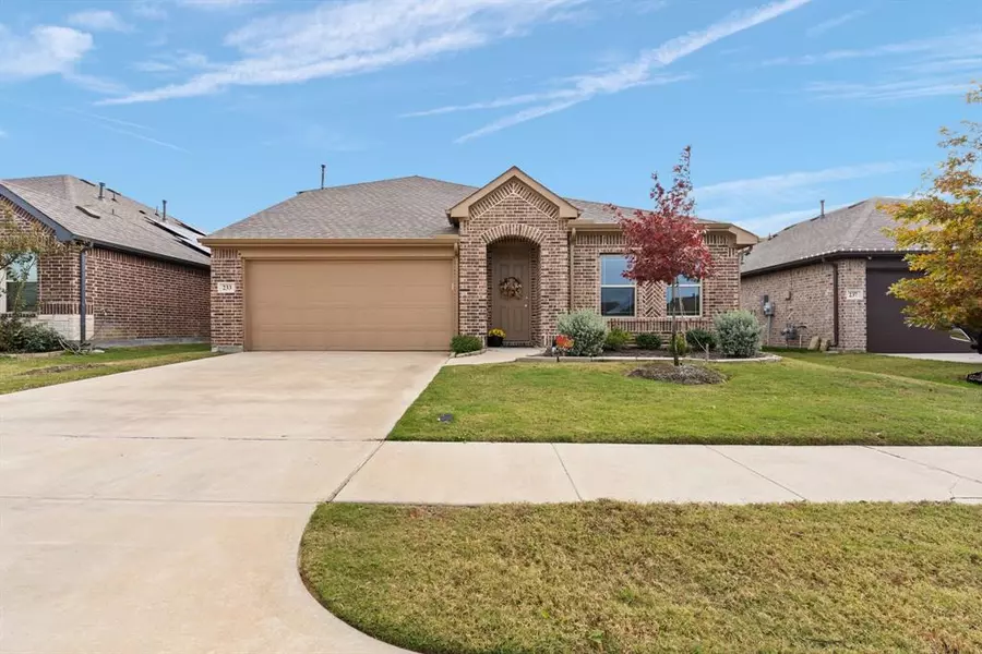 233 White Tail Lane, Alvarado, TX 76009