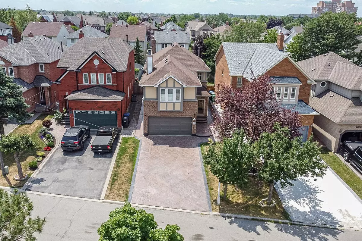 Mississauga, ON L5M 5L7,5880 Chorley PL