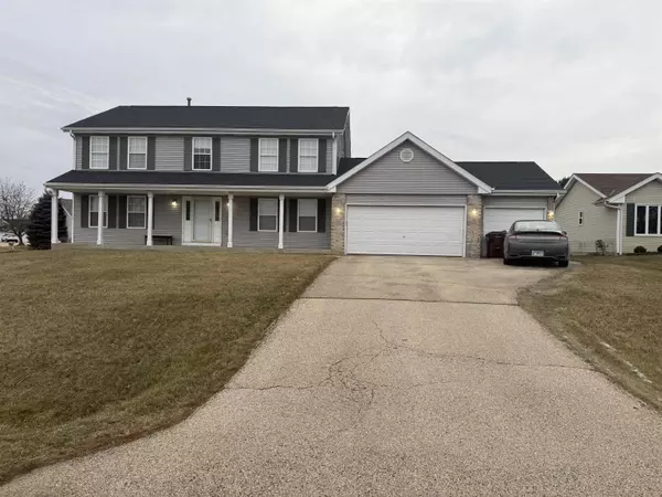 524 Autumnwolf Drive, Davis Junction, IL 61020