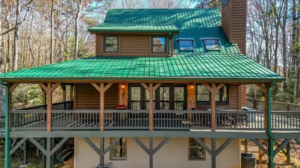 Ellijay, GA 30540,729 Poplar Hollow Road