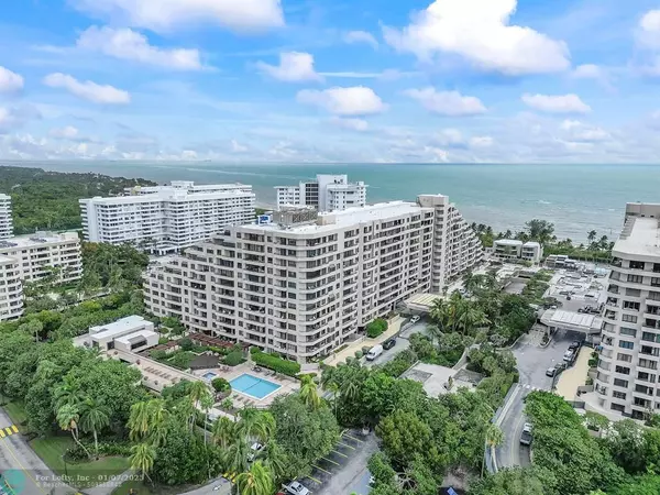 Key Biscayne, FL 33149,251 Crandon Blvd  #529