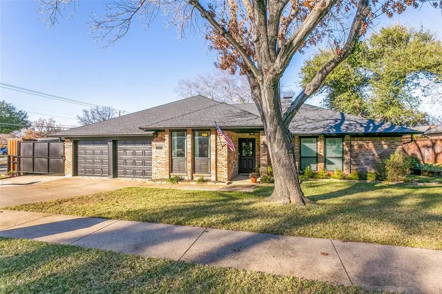 1201 Medford Drive, Bedford, TX 76021