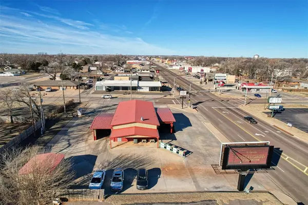 Elk City, OK 73644,1032 W 3rd Street