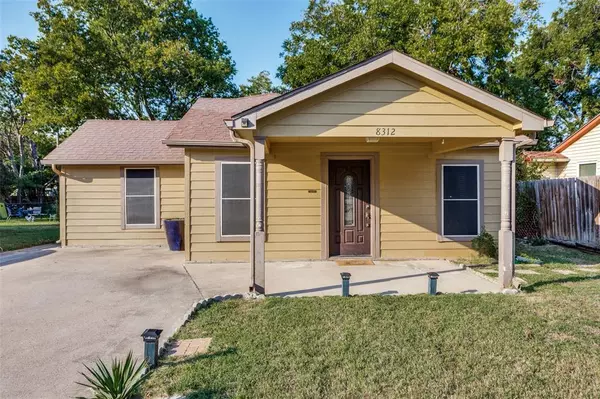 8312 Sussex Street,  White Settlement,  TX 76108