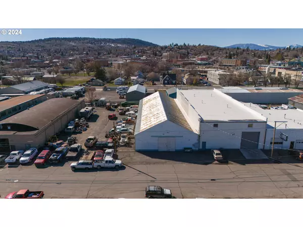 242 MARKET ST, Klamath Falls, OR 97601