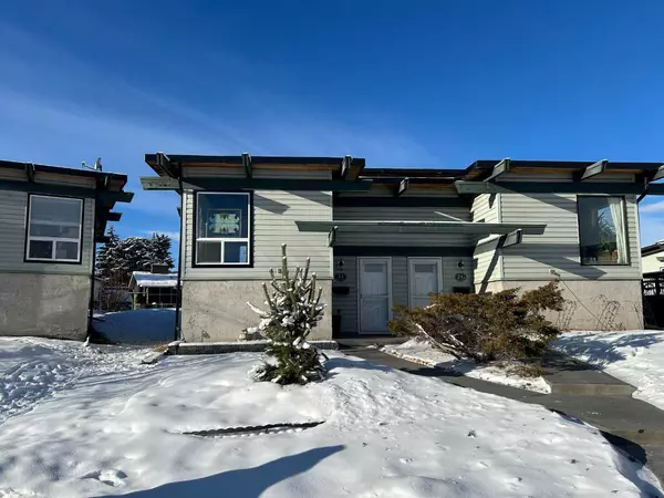 333 Braxton PL Southwest #21, Calgary, AB T2W 2E7