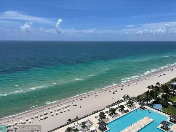 Hallandale Beach, FL 33009,1830 S Ocean Dr  #2406