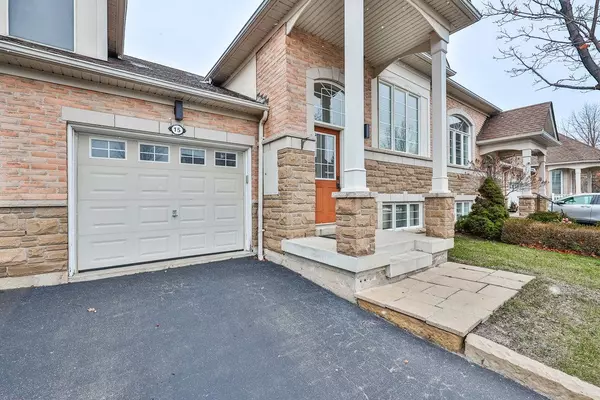 Halton, ON L7M 5B5,4400 Millcroft Park DR #15