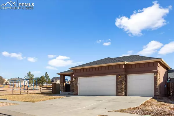 Colorado Springs, CO 80923,5661 Kenora ST