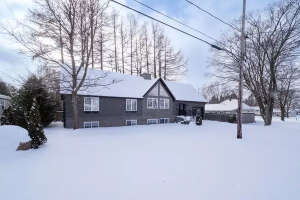 Owen Sound, ON N4K 2J5,635 18th ST E