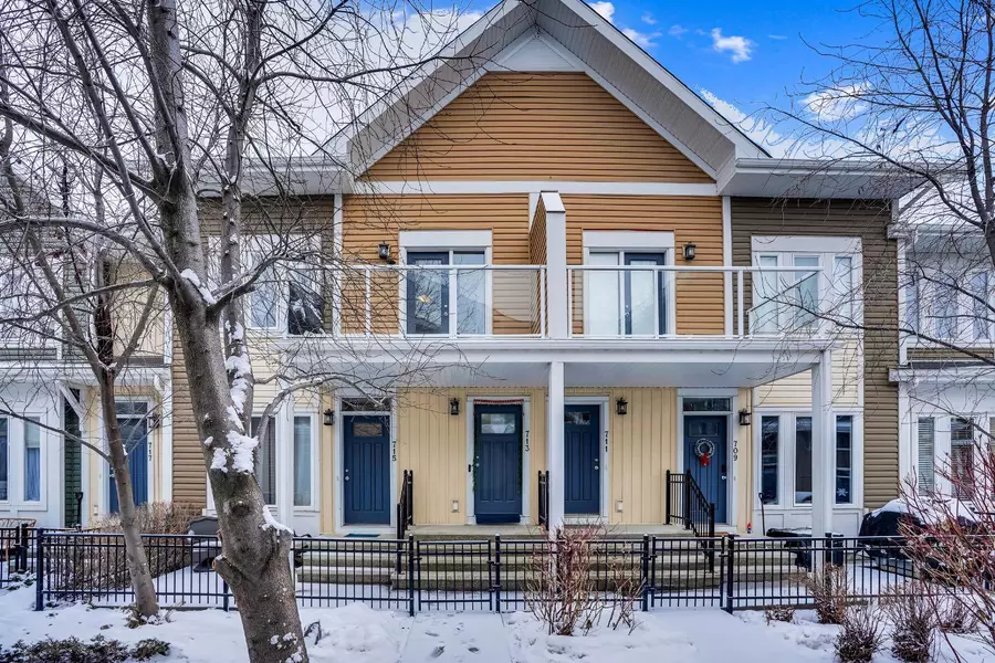 713 Auburn Bay SQ Southeast, Calgary, AB T3M 0Y7