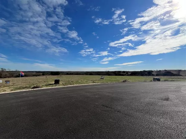 3616 Lucky Pepper Drive, Granbury, TX 76049