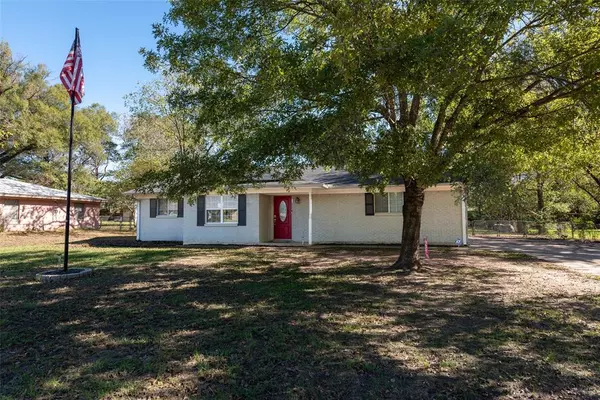 1320 Holiday Drive, Sulphur Springs, TX 75482