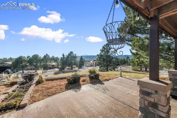 Monument, CO 80132,960 Lake Woodmoor DR