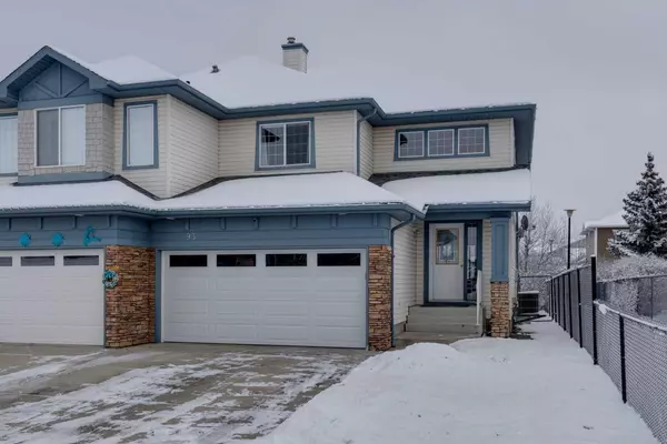 Calgary, AB T3H 4W8,93 Cougarstone PL SW