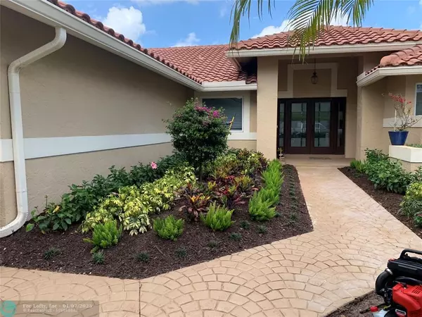 Coral Springs, FL 33076,5015 NW 104th Way