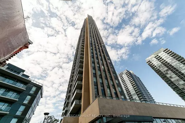 Toronto W06, ON M8V 0E5,36 PARK LAWN RD #1501