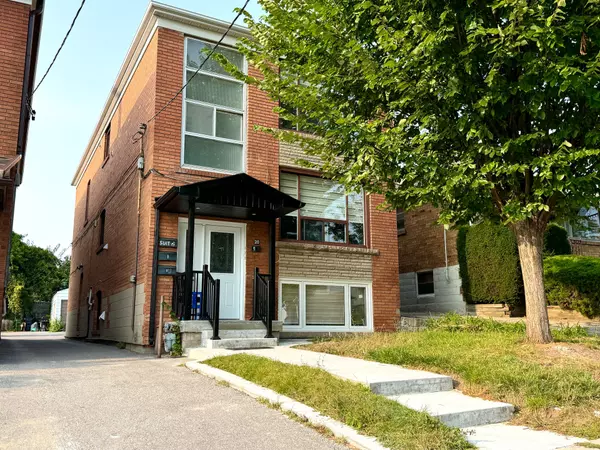 20 Holwood AVE ##3, Toronto W03, ON M6M 1P5