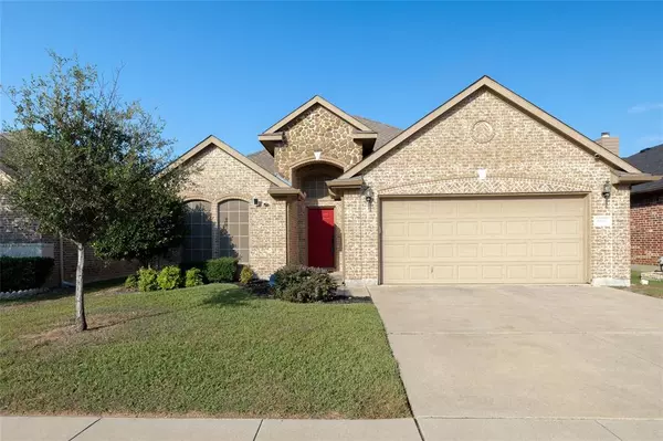 6861 Fools Gold Drive, Fort Worth, TX 76179