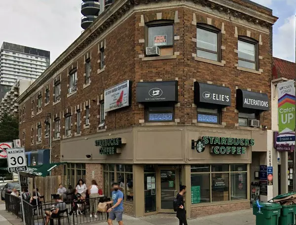 2449 Yonge ST, Toronto C10, ON M4P 2E7