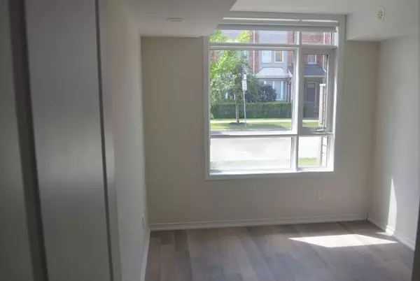 Toronto E11, ON M1B 0C5,1070 Progress AVE #202