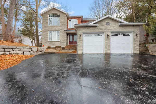 1469 Old Forest RD, Pickering, ON L1V 1N8