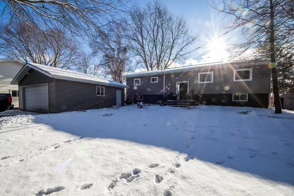 1169 Roger PL, Smith-ennismore-lakefield, ON K0L 1T0