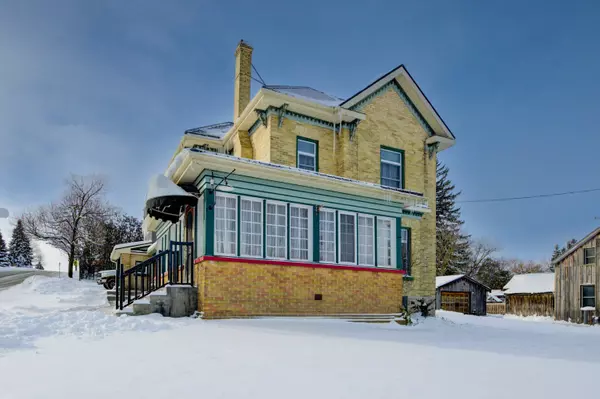 16 Edward ST, Mapleton, ON N0G 1P0