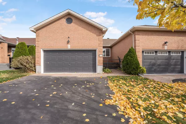 7 Eileen CRES, Stittsville - Munster - Richmond, ON K2S 1M3