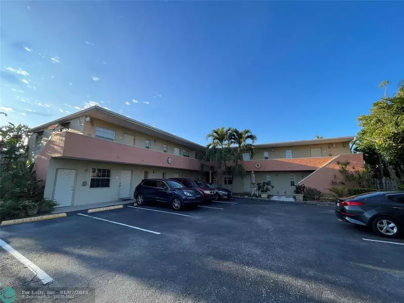 999 NE 23  #102, Wilton Manors, FL 33305