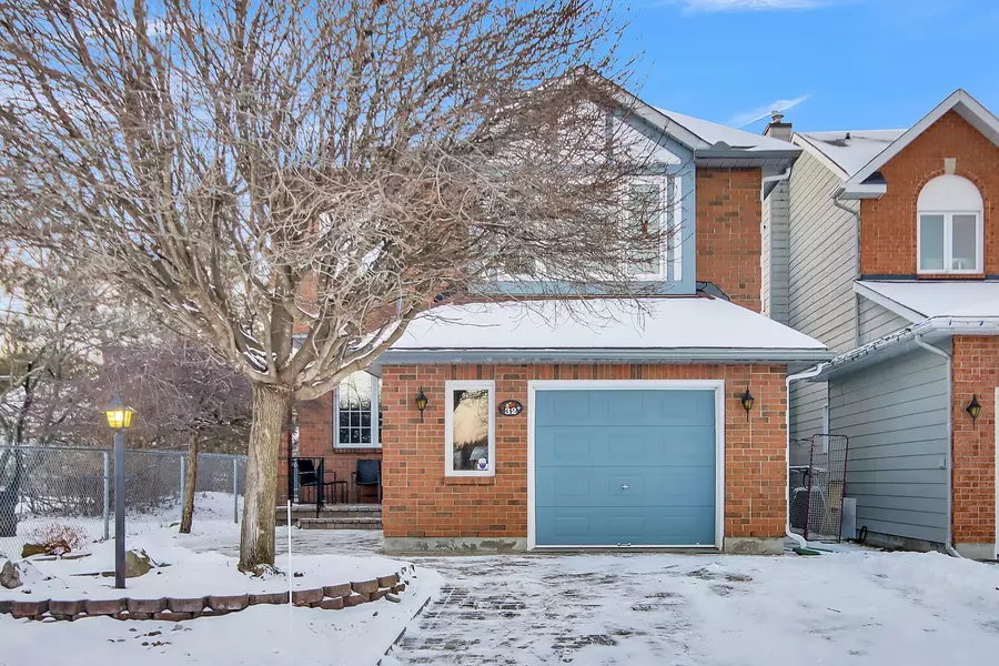 32 Forestview CRES, Bells Corners And South To Fallowfield, ON K2H 9P6