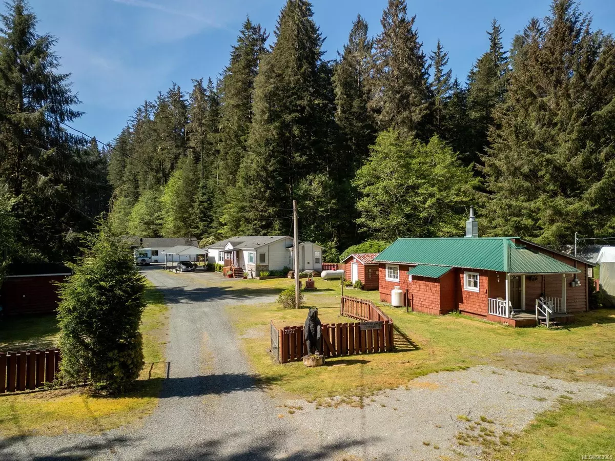 Port Renfrew, BC V0S 1K0,7321 Pacheena Rd