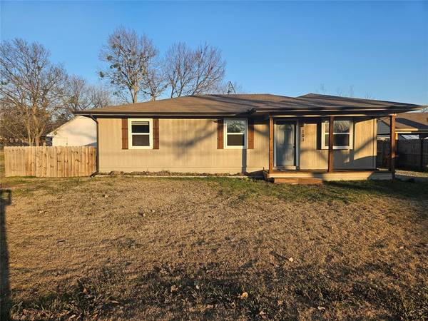 103 S Sixth Street, Celeste, TX 75423