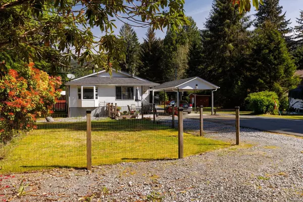 Port Renfrew, BC V0S 1K0,7321 Pacheena Rd