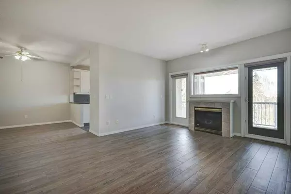 Calgary, AB T3E 6K7,4507 45 ST Southwest #301