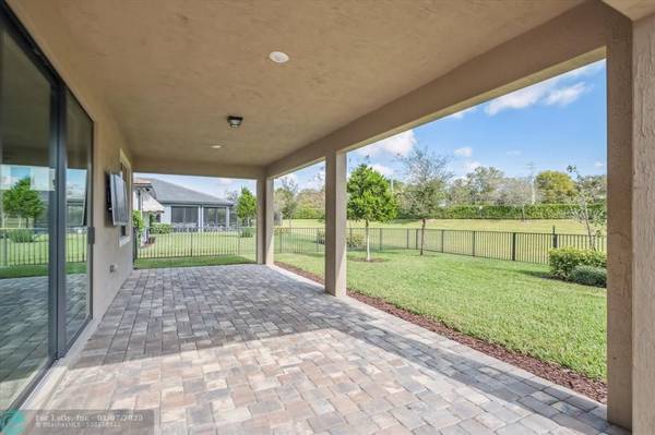 Oakland Park, FL 33309,4628 Pinehurst Trl E