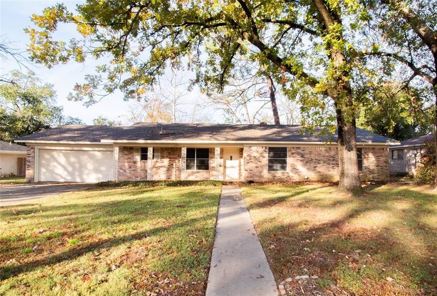 107 Charles Street, Sulphur Springs, TX 75482