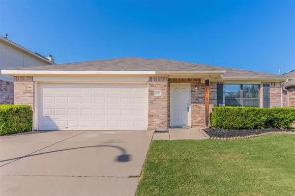 13217 Settlers Trail, Fort Worth, TX 76244