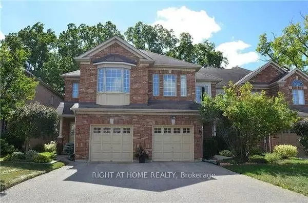 146 Jordanray BLVD N, Newmarket, ON L3X 2P4