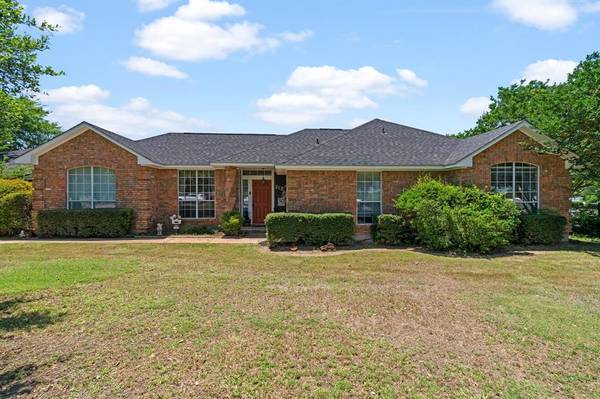 2121 Bois D Arc Lane, Midlothian, TX 76065