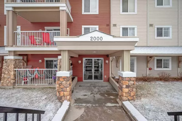 Calgary, AB T3K5Z7,70 Panamount DR Northwest #2111