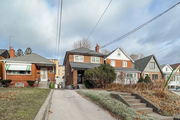 34 Sunnybrae CRES, Toronto W04, ON M6M 4W5