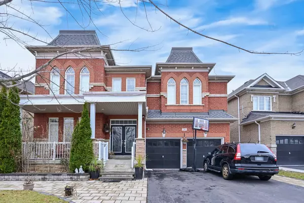 36 Smoothwater TER N, Markham, ON L6B 0E5