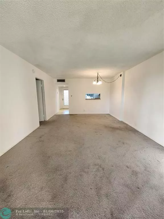 3341 NW 47th Ter  #211, Lauderdale Lakes, FL 33319