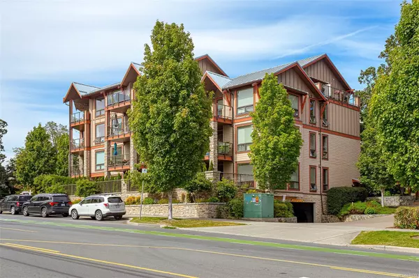 Saanich, BC V8Z 3G3,4529 West Saanich Rd #413